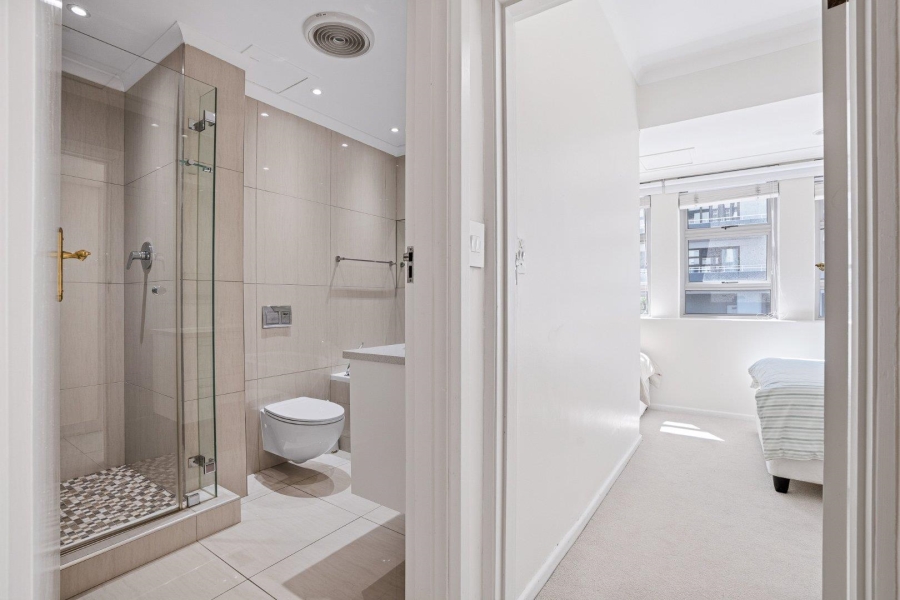 3 Bedroom Property for Sale in Three Anchor Bay Western Cape